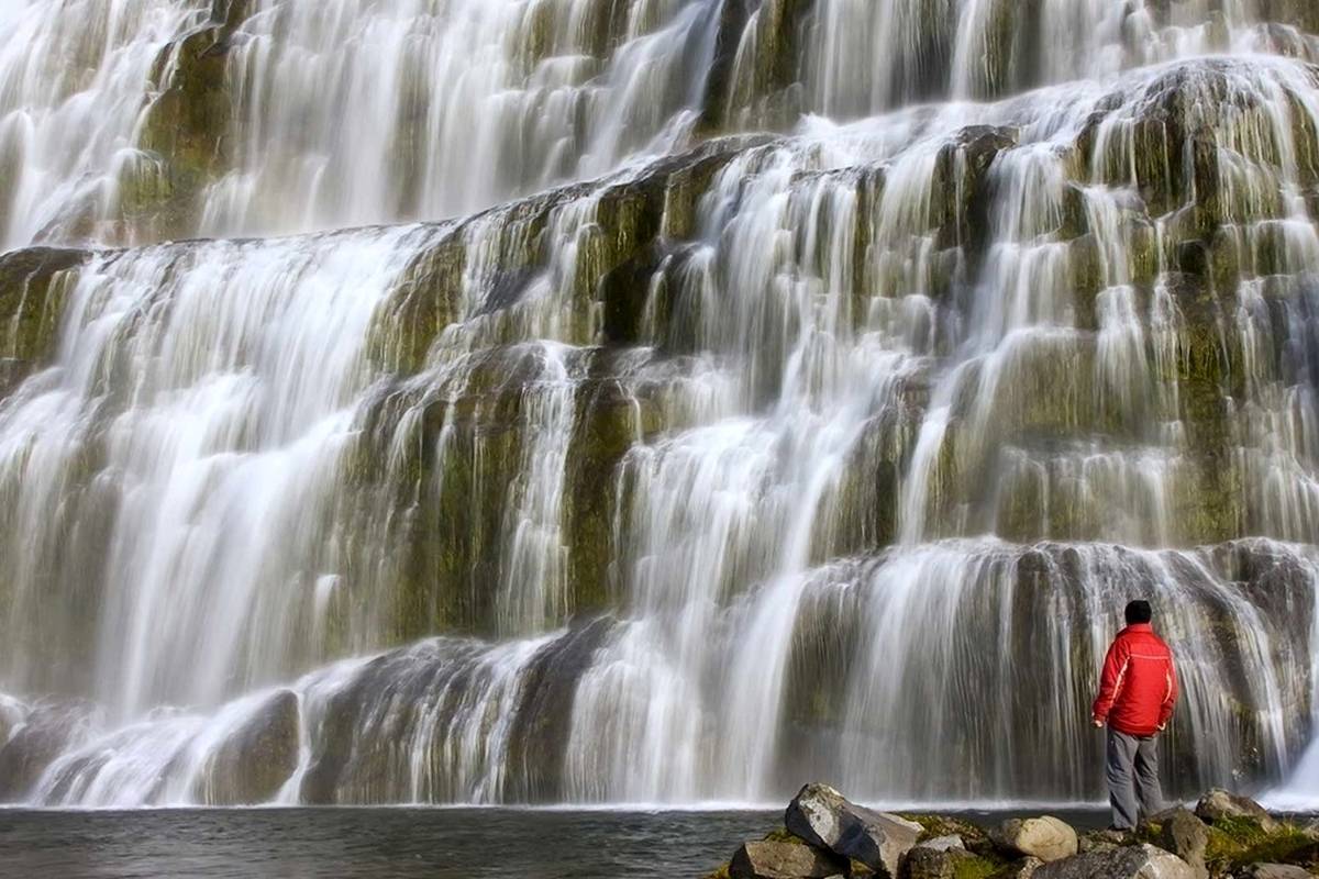 (ویدئو) حجاب عروس؛ آبشاری منحصر به فرد در ایسلند