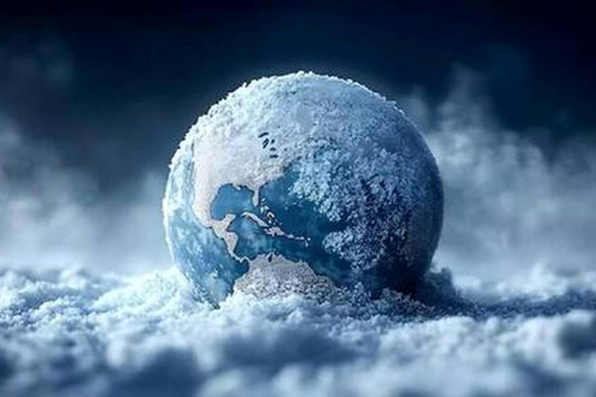 جز زمین در کدام سیارهها برف میبارد؟