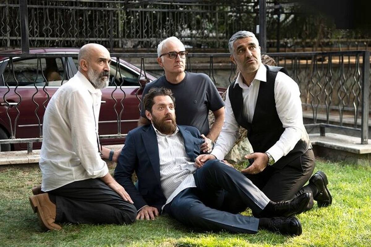سروش صحت با «صبحانه با زرافهها» و بهرام افشاری با «هفتادسی» به اکران میرسند