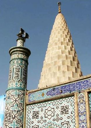 آرامگاه دانیال نبی شوش وقتی مخروبه بود؛ 125 سال قبل + عکس