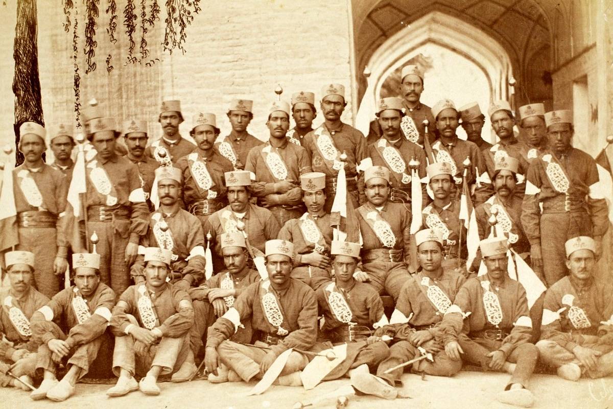 استایل جالب اولین ژاندارم‌های ایران +  عکس