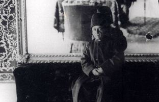 از عکس هنری آغامحمدخان تا خواب نصرالله‌خان در تلگراف‌خانه + تصاویر