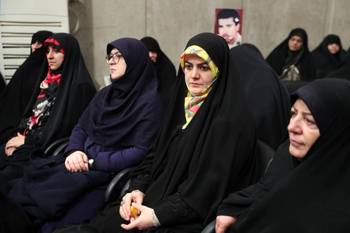 دختر رئیسجمهور در دیدار امروز رهبر انقلاب + عکس