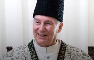 
کریم آقاخان چهارم، رهبر اسماعیلیون درگذشت
