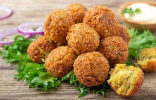 طرز تهیه فلافل فلسطینی با سس مخصوص