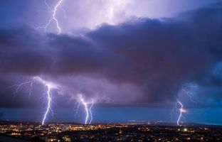 وضعیت آب و هوا امروز جمعه 19 اردیبهشت 1404/ پیش بینی وضعیت هوا فردا شنبه 20 اردیبهشت