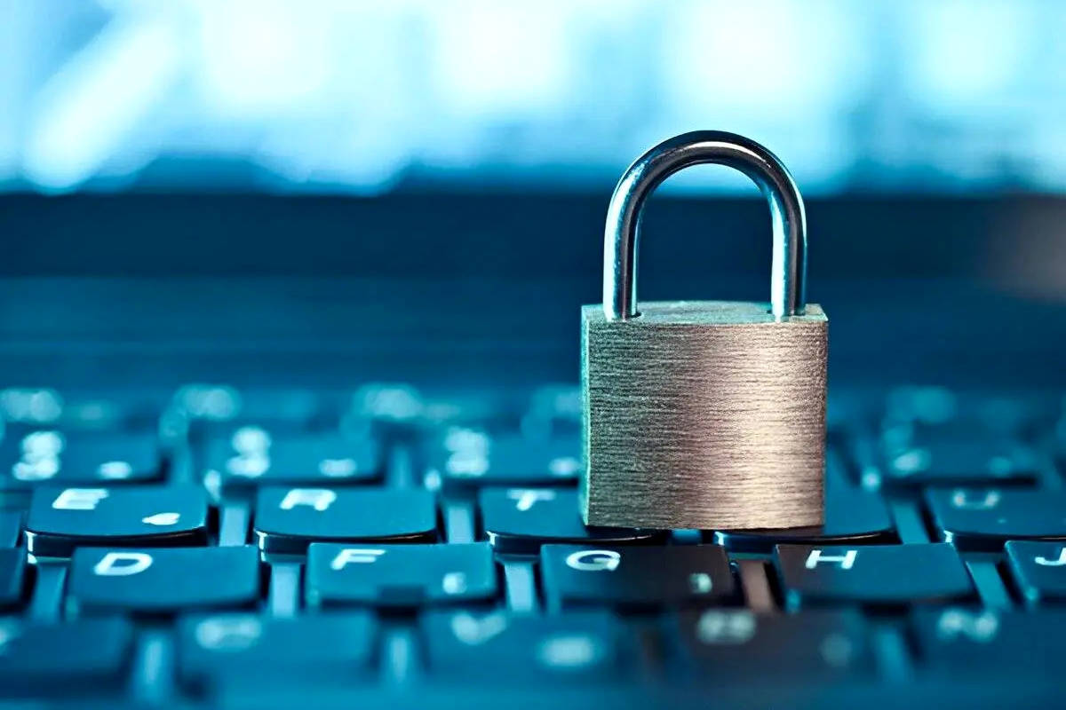 واکنش دو کلمهای سخنگوی دولت به سوالی در مورد رفع فیلتر + ویدئو