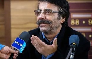 علیرضا افتخاری عزادار شد
