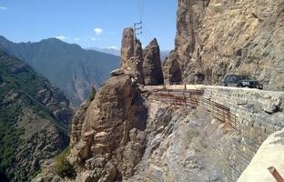 ماجرای سقوط ۷ برادر در دره چالوس چه بود؟ + ویدئو