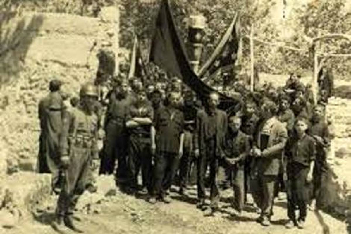 آیا این حسینیه را غولها ساختهاند؟