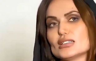 بدل ایرانی آنجلینا جولی از این بازیگر شکایت کرده و می خواهد از او غرامت بگیرد! + ویدیو