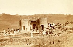 عکسی نایاب از قدیمی‌ترین مرکز پست قم