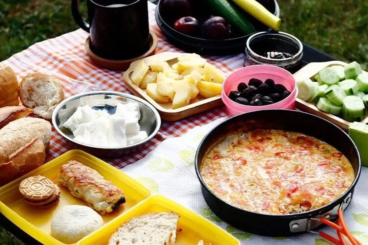 10 غذای مناسب با ماندگاری بالا برای سفر